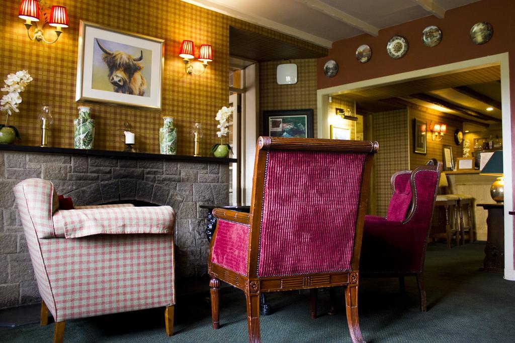 The Wheatsheaf Hotel And Restaurant Swinton  Exterior photo